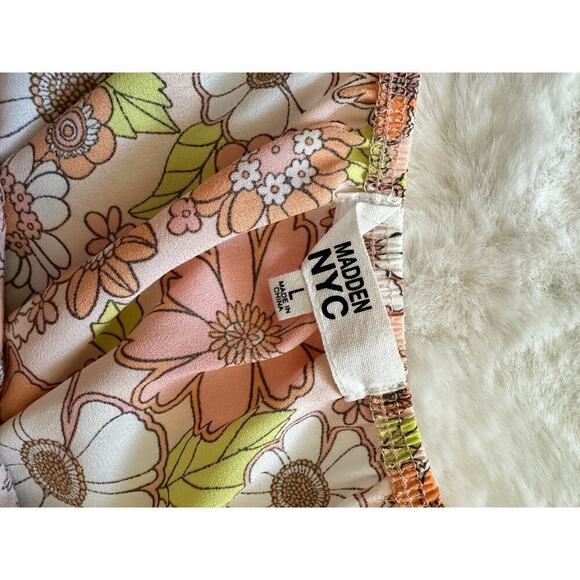 Madden NYC Juniors’ Peasant Dress with Puff Sleeves and Back Tie, Size L - Picture 8 of 12